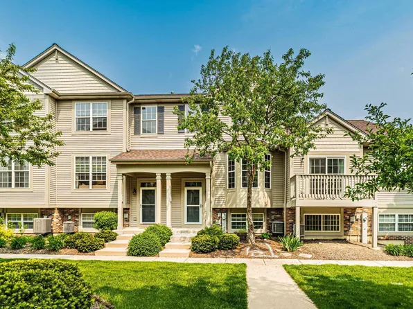 1060 Ellsworth Dr, Grayslake, IL 60030