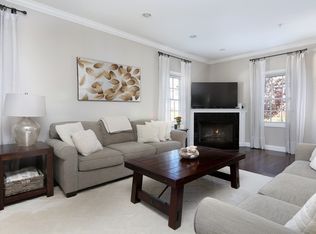 10 Pierce St #1, Reading, MA 01867