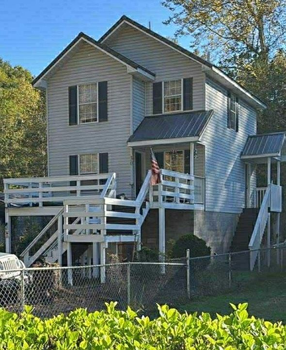 1st image of 30 Left Hand Fork Rd