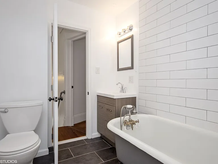 145 Chambers St — Photo 13