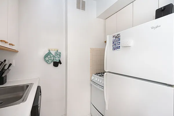 Rented by Direct Properties New York | media 13