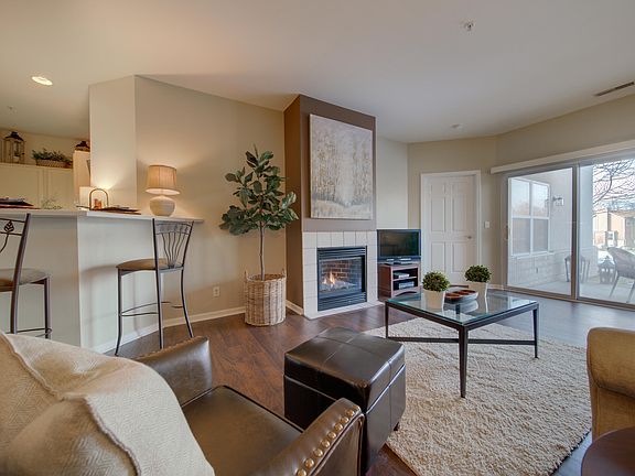 5th image of N113W16241 Sylvan Cir Unit 117