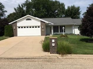 3406 Katherine Dr, Freeport, IL 61032