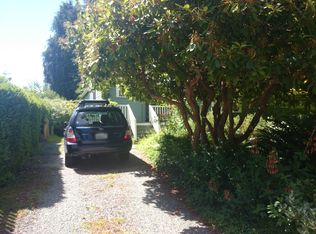 8565 30th Ave NW, Seattle, WA 98117