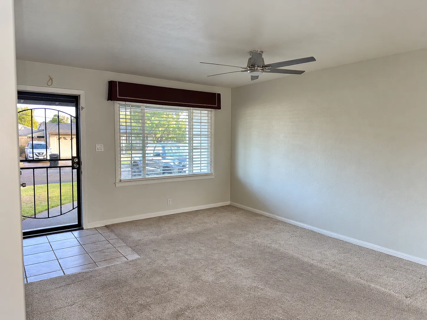 2 bed, 1300 sqft, $2,695 — Photo 3