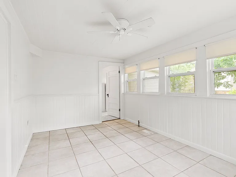 4905 Lee Ave — Photo 20