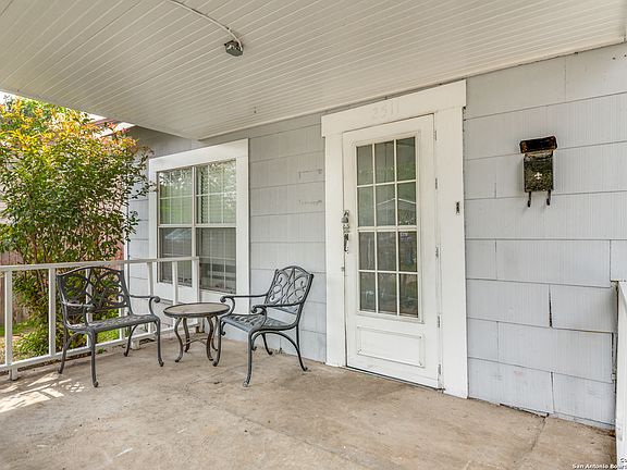 3rd image of 2511 KECK AVE