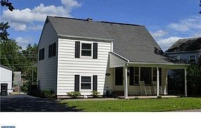 2nd image of 741 Cedar Dr