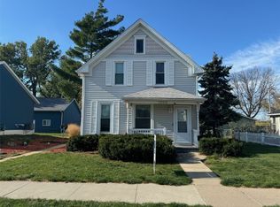 1308 K St SW, Cedar Rapids, IA 52404