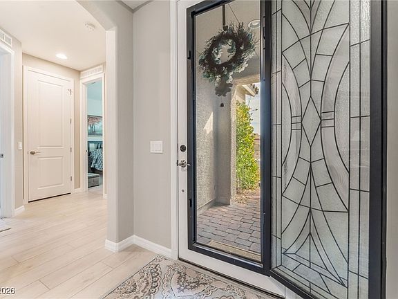 2nd image of 10438 Skye Arroyo Ave