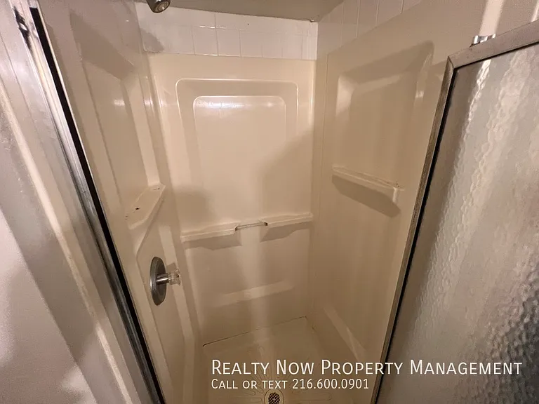 1643 Hillcrest Rd #3 — Photo 1