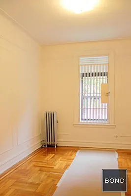 Rented by Bond New York | media 28