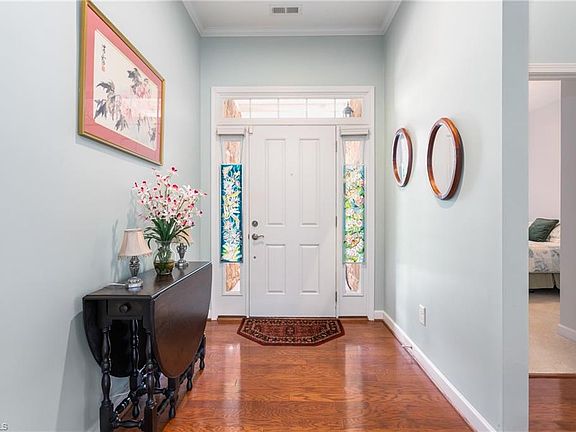 5th image of 208 Abigail Ln