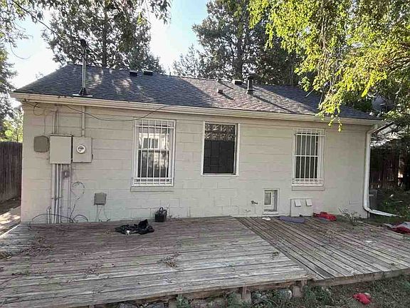 2nd image of 1625 Verbena St
