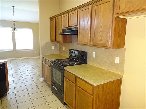 5th image of 7510 Angelwing Dr