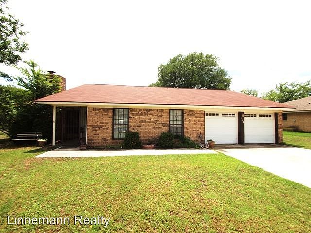 1st image of 216 E Hogan Dr