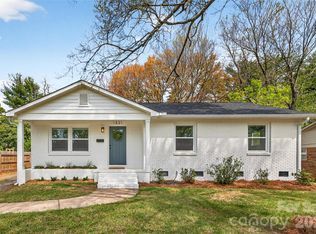 1521 Starbrook Dr, Charlotte, NC 28210