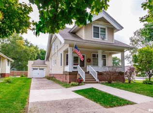 406 NW 3rd Ave, Aledo, IL 61231