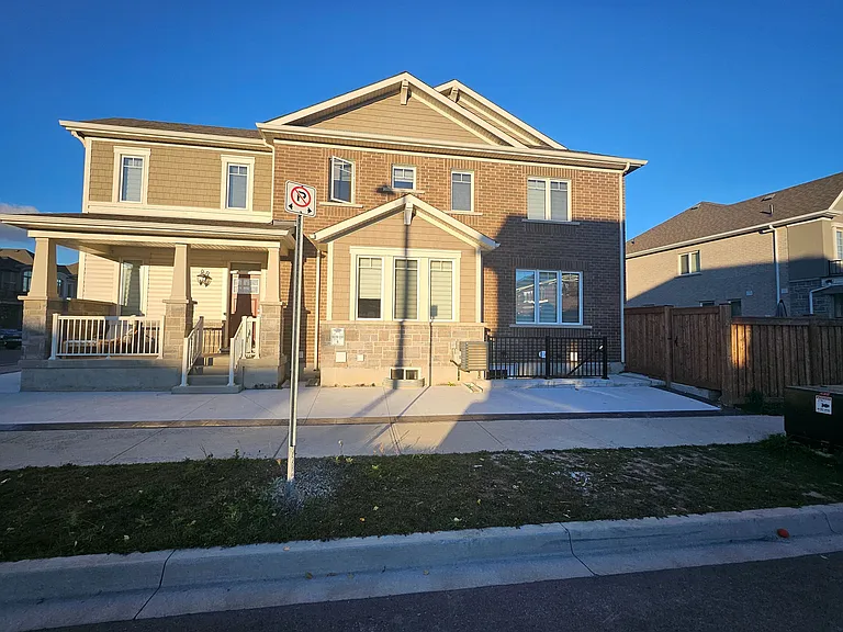 852 Aspen Ter #LOWER — Photo 1