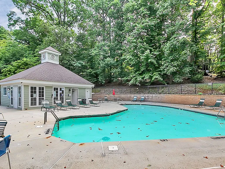 6510 Clavell Ln #B — Photo 36
