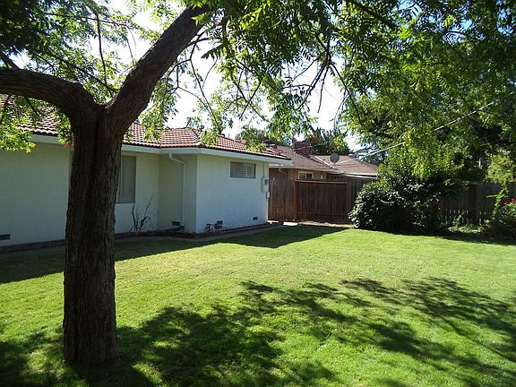 3rd image of 4308 Euclid Ave