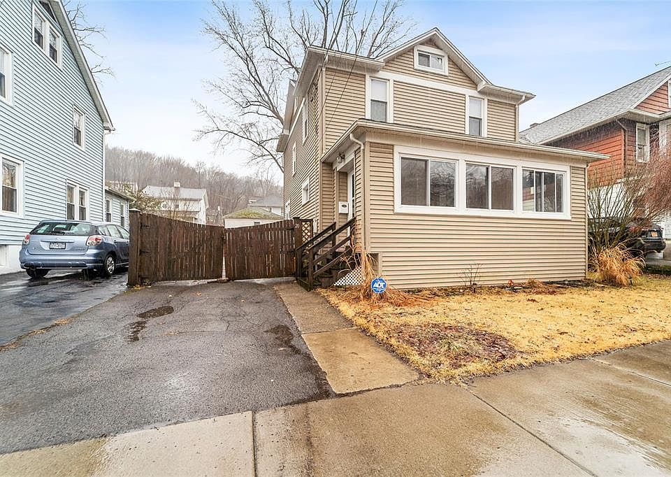1st image of 20 McNamara Ave