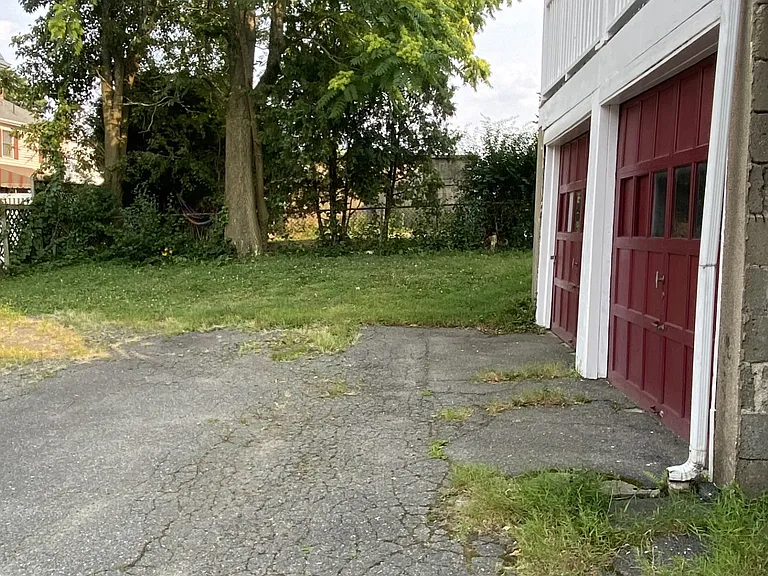 24 Colonial Ave #22 — Photo 20