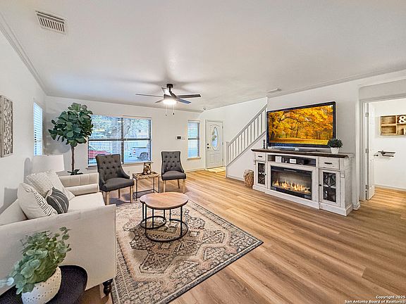 4th image of 7103 Autumn Park