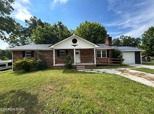 744 Cross Valley Rd, La Follette, TN 37766