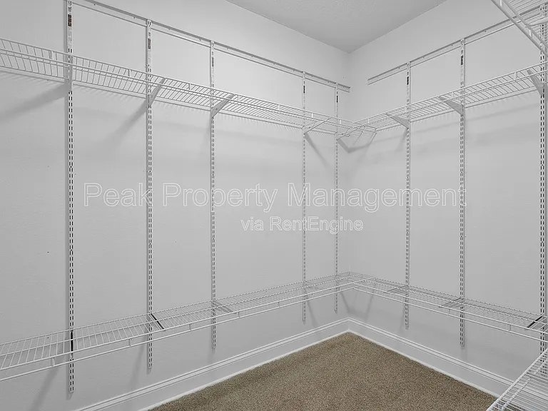 801 Virginia Center Pkwy — Photo 75