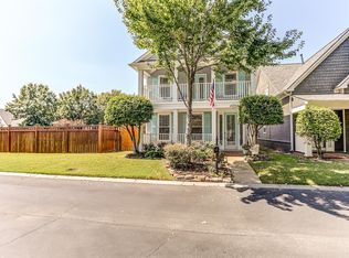 1303 Harbor Park Dr, Memphis, TN 38103
