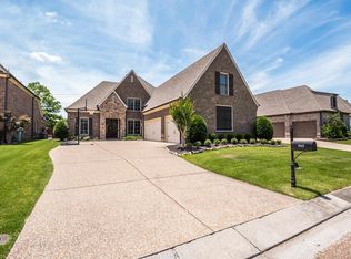 565 Ogilie Cv, Collierville, TN 38017