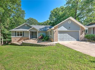11 Redwick Cir, Bella Vista, AR 72714