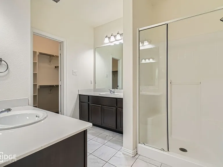 1349 Lake Crest Ln — Photo 13