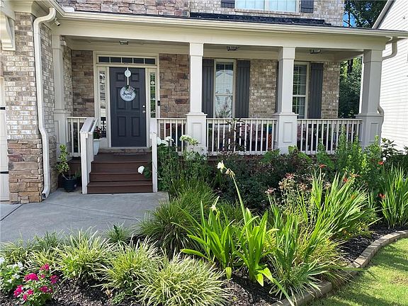 4th image of 1320 Newbridge Cir