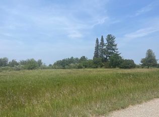 56 Cambridge Way, Gladwin, MI 48624