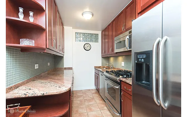 Rented by Douglas Elliman | media 3