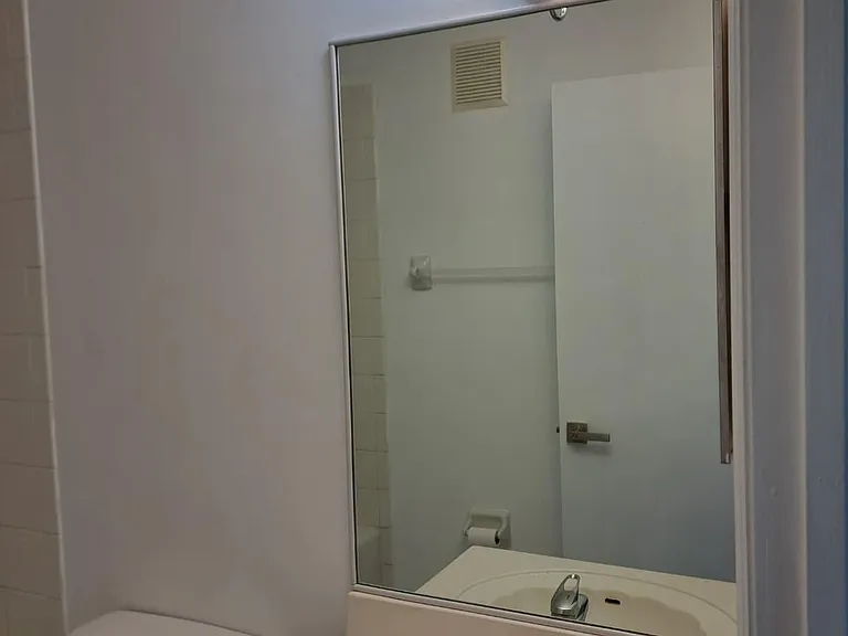 1250 SE 26th St #204 — Photo 9