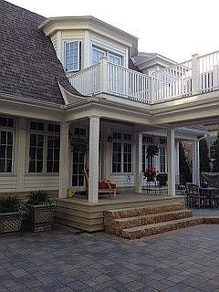 BACK ENTRY/MASTER BALCONY