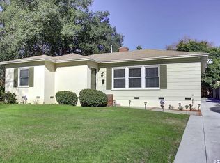 2415 Queensberry Rd, Pasadena, CA 91104