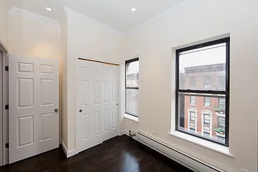 Rented by Icon Realty Management