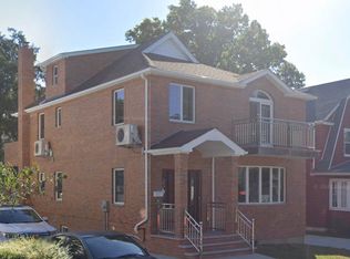 4117 169th St, Flushing, NY 11358
