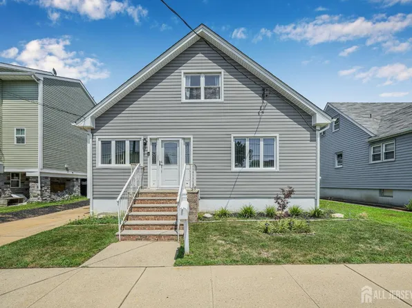 9 Furman Ave, Sayreville, NJ 08872