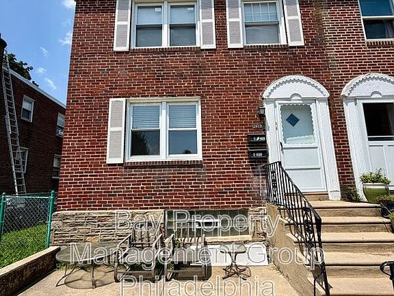 2nd image of 1617 Roumfort Rd #1