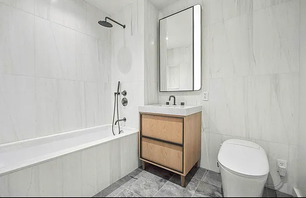 Rented by Luxhome LLC | media 8