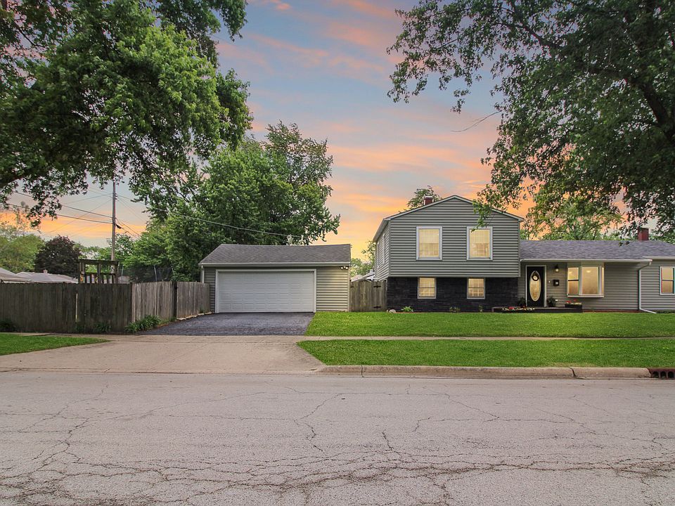 1st image of 200 Inwood Dr