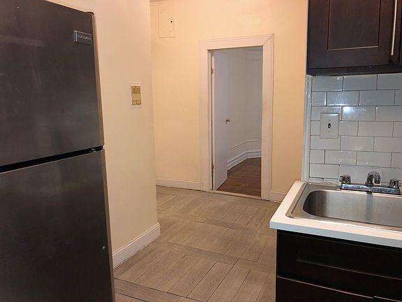 2nd image of 436 7th Ave APT 4