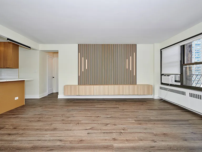 6118 N Sheridan Rd #707 — Photo 3
