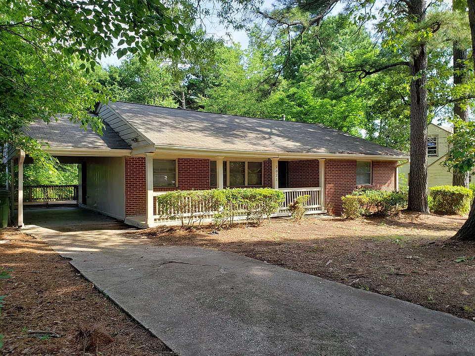 2021 Brewer Blvd SW