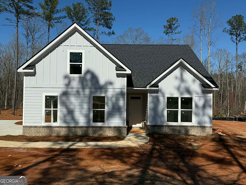 1st image of 229 Yancey Rd